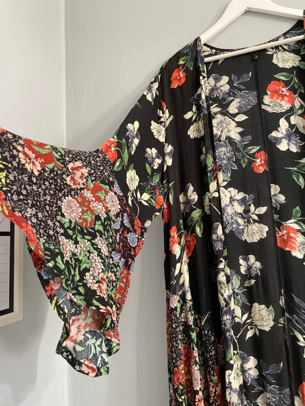 TORRID High-Low Multi Floral long Kimono Bell Sleeves boho festival Coachella 2X - Picture 6 of 13